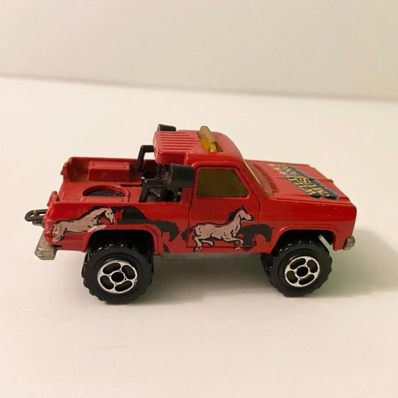Vintage Majorette Depanneuse Red Wild  Mustang Truck Made in France - Picture 3 of 10
